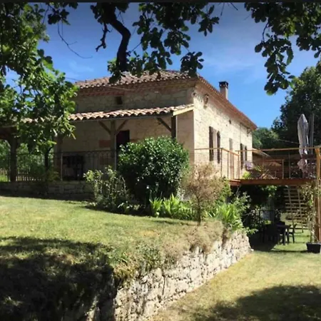 Stephano Pour Un Week-end Festif Casa vacanze Saint-Amans-de-Pellagal