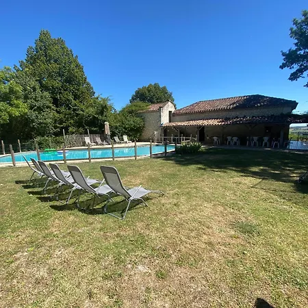 Stephano Pour Un Week-end Festif Casa vacanze Saint-Amans-de-Pellagal